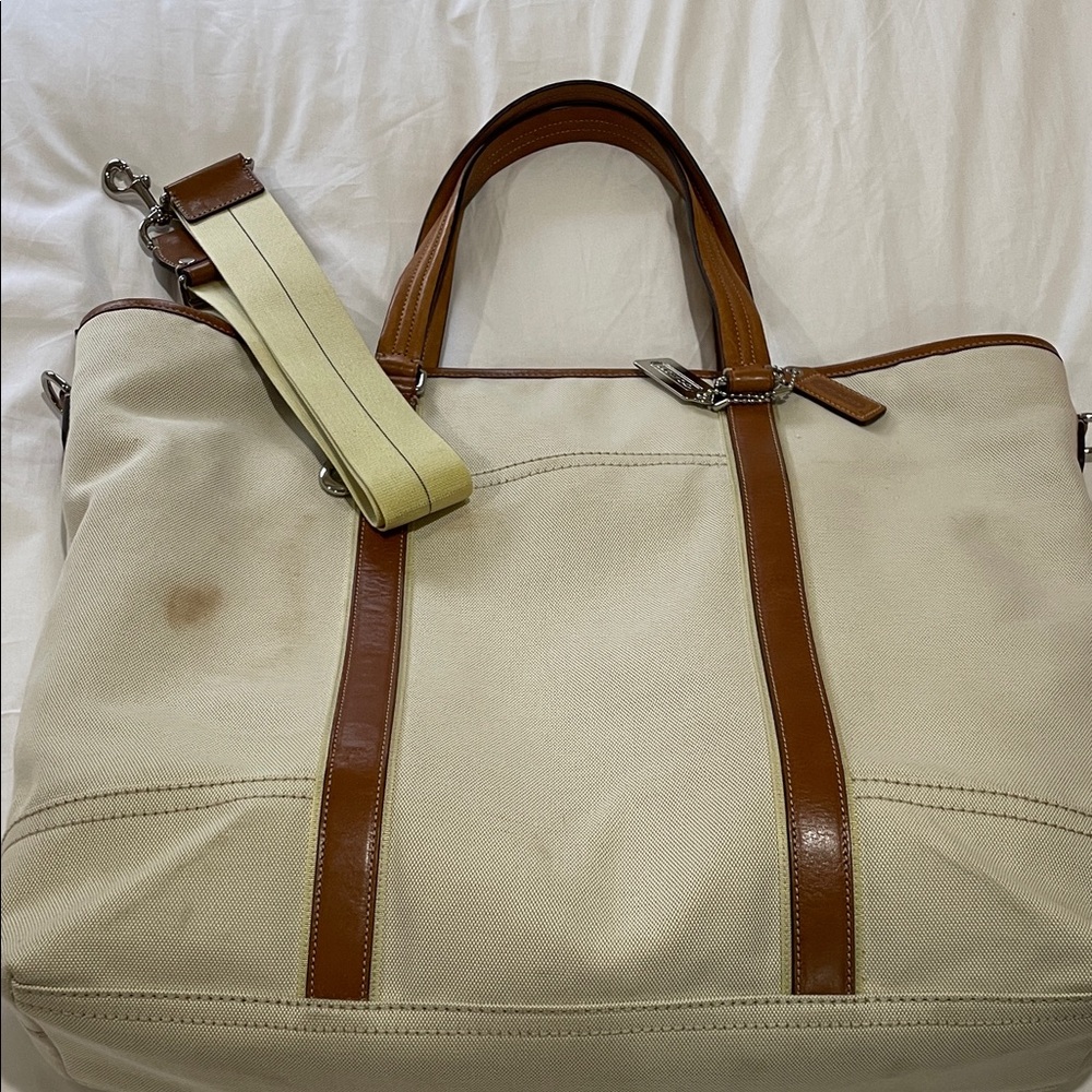 Coach Elegant Tan and Brown Men's Bag removable shoulder strap